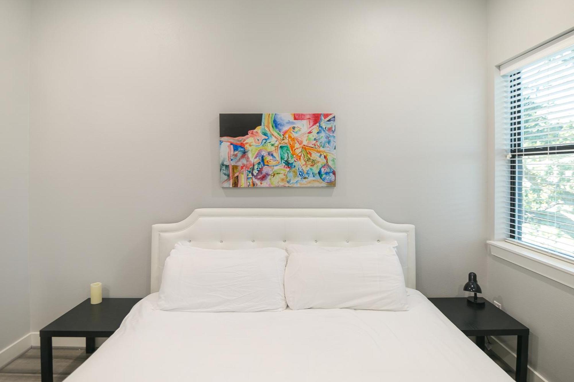 Montrose Guesthouse Suites By Dunyha Houston Exteriör bild