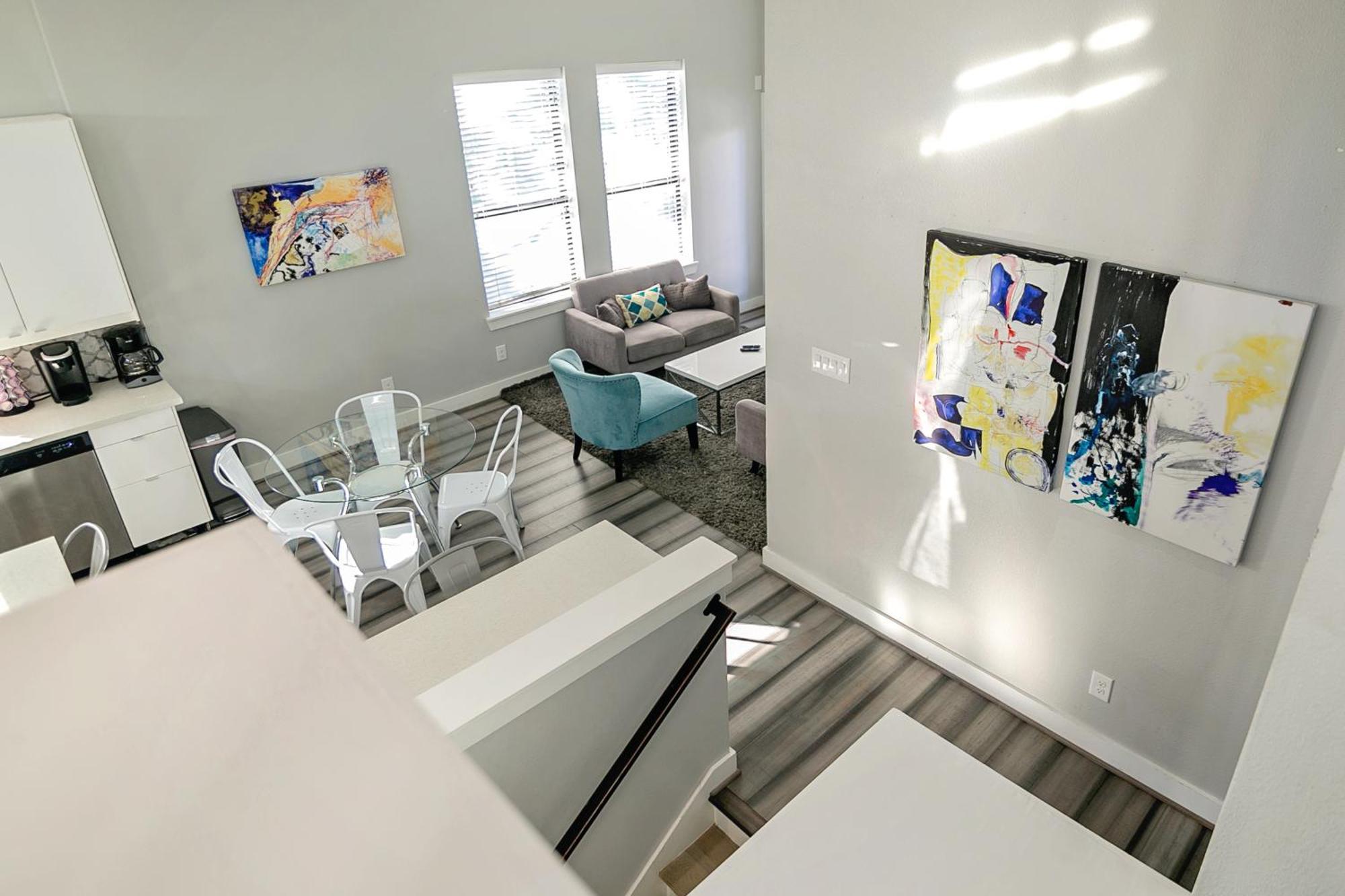 Montrose Guesthouse Suites By Dunyha Houston Exteriör bild