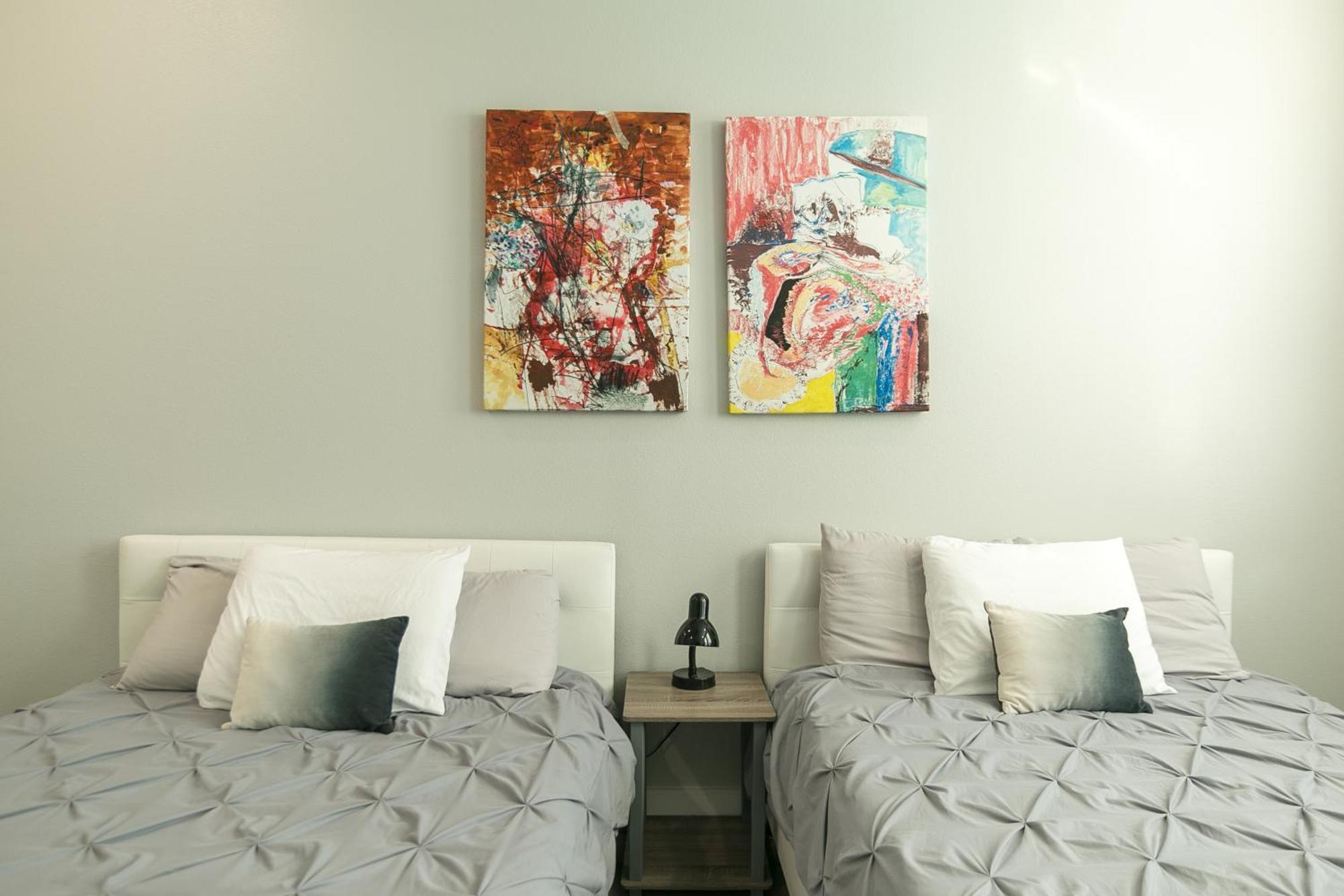 Montrose Guesthouse Suites By Dunyha Houston Exteriör bild