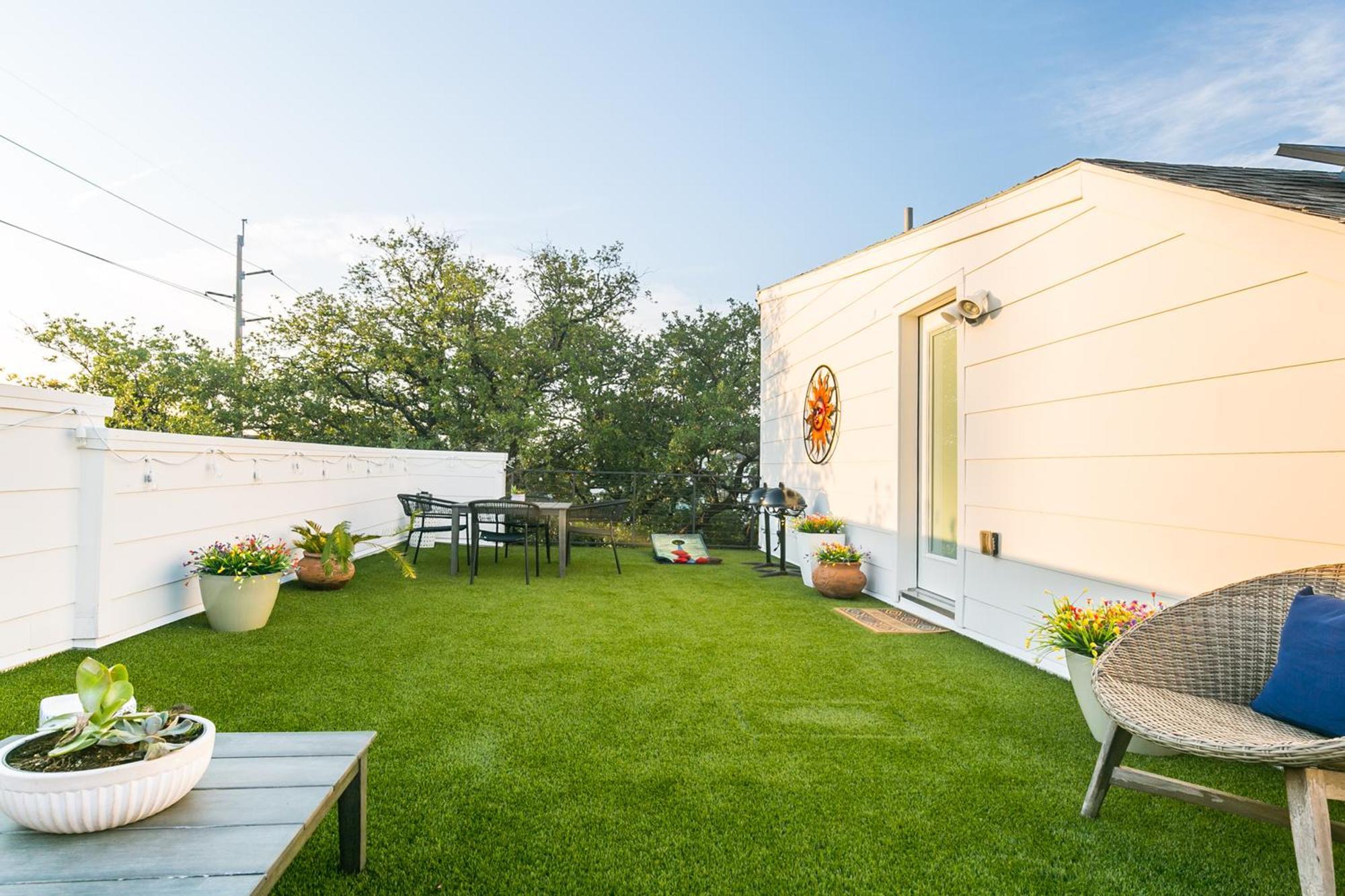 Montrose Guesthouse Suites By Dunyha Houston Exteriör bild