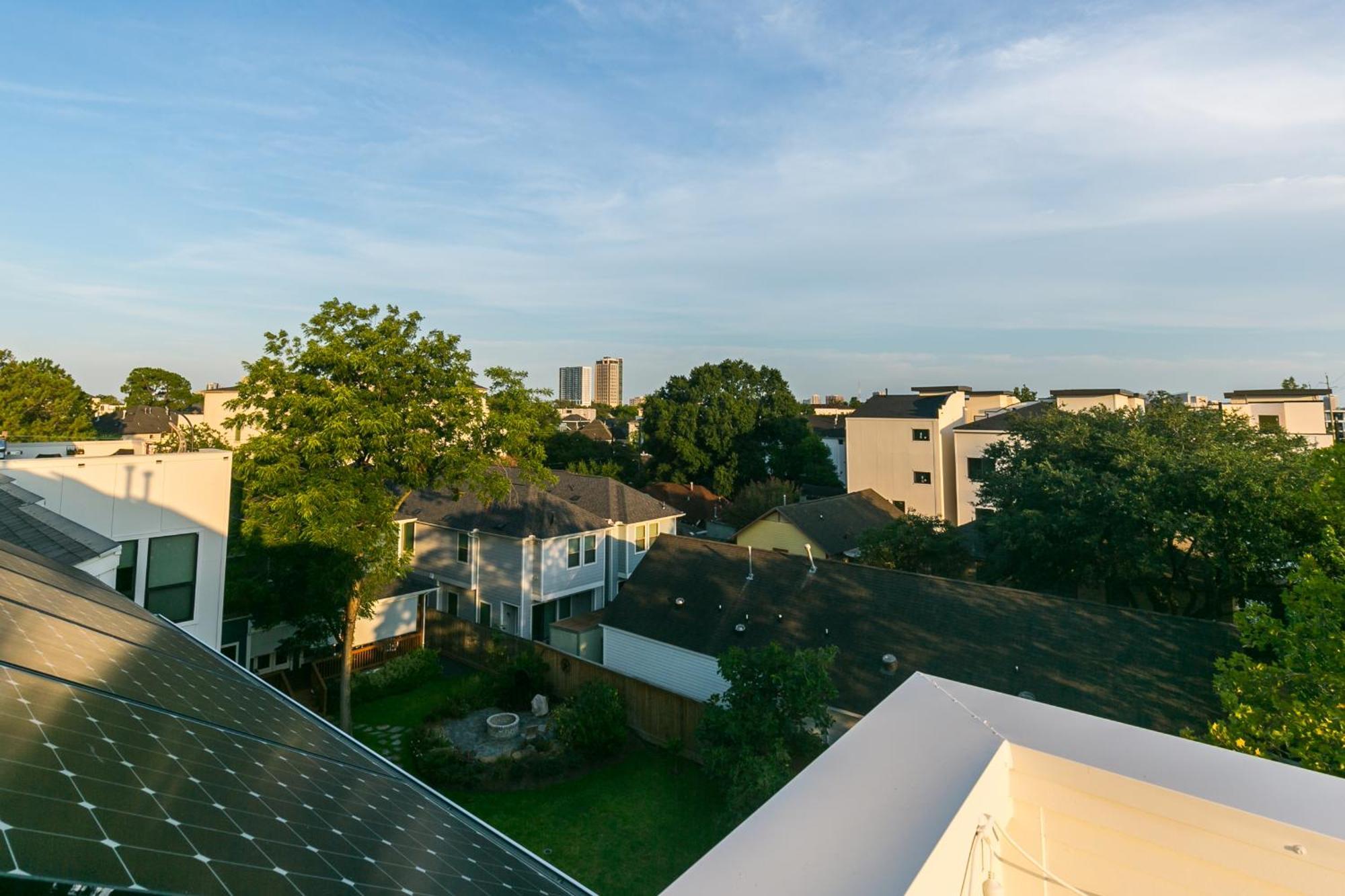Montrose Guesthouse Suites By Dunyha Houston Exteriör bild